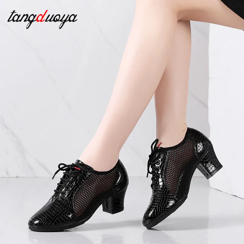 Modern dance shoes women practice closed toe 2025 new summer mesh modern jazz dance sneakers women breathable outdoor Practice Dance Shoe