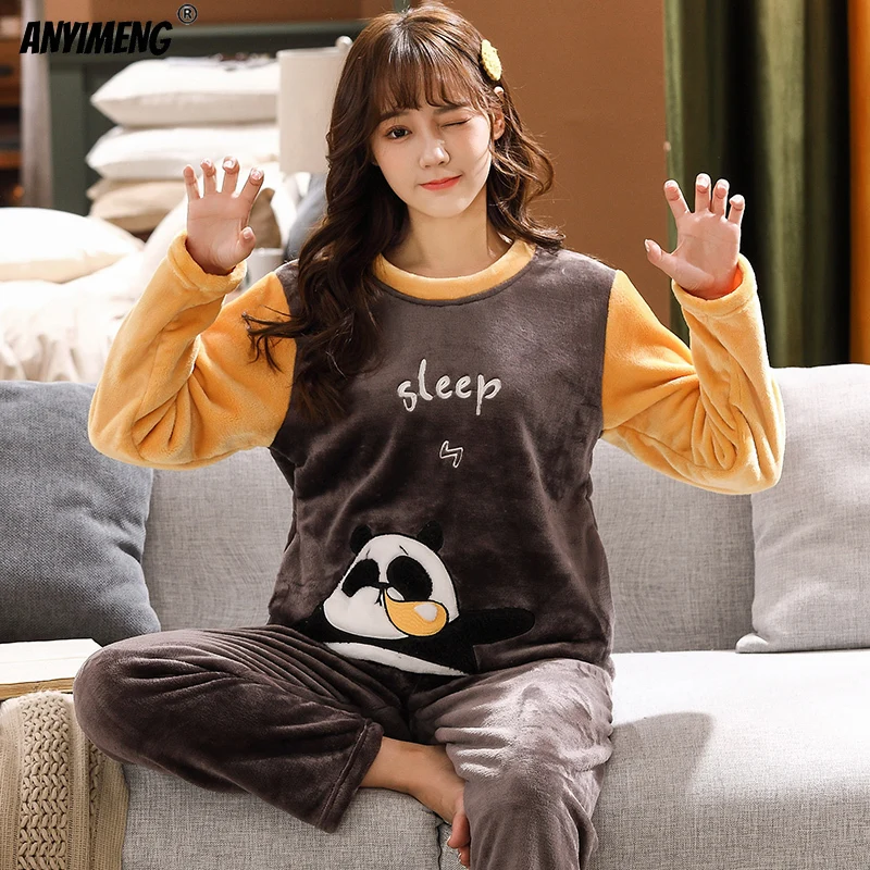 New Winter Flannel Pamas for Young Girls High Quality Veet Round Neck new with Pocket Pama 2025 for Women Casual Woman Clothing
