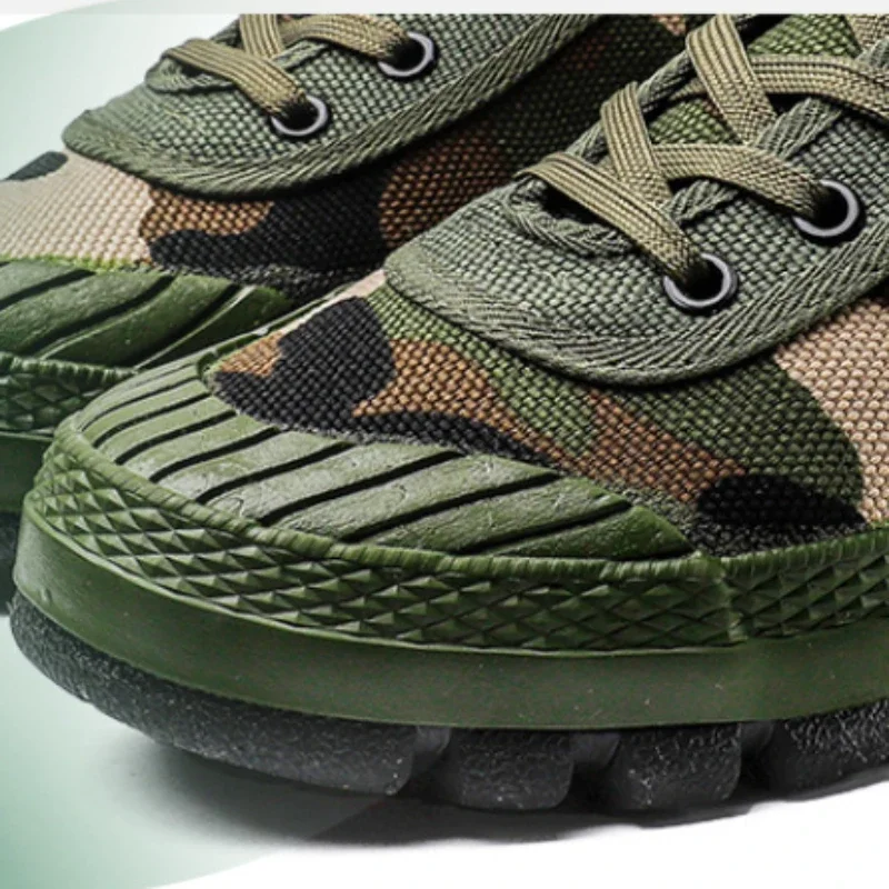 Men's Work Shoes Hiking Tactics Hunt Shoes Trekking Shoes Man Breathable Comfortable Mountain Climbing Shoes Vulcanized Shoes