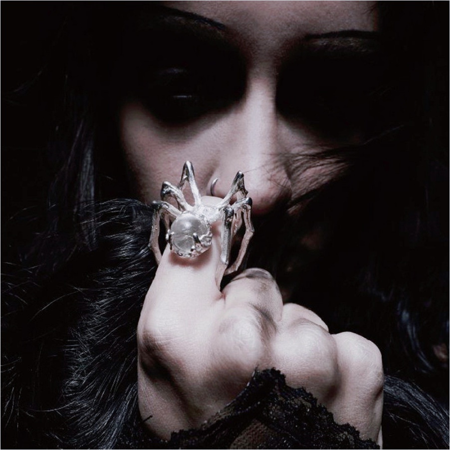 Gothic Spider Ring for Woman Charm Punk Aesthetic Grunge Couple Ring Vintage Cool Stuff Party Designer Jewelry Anillos Mujer