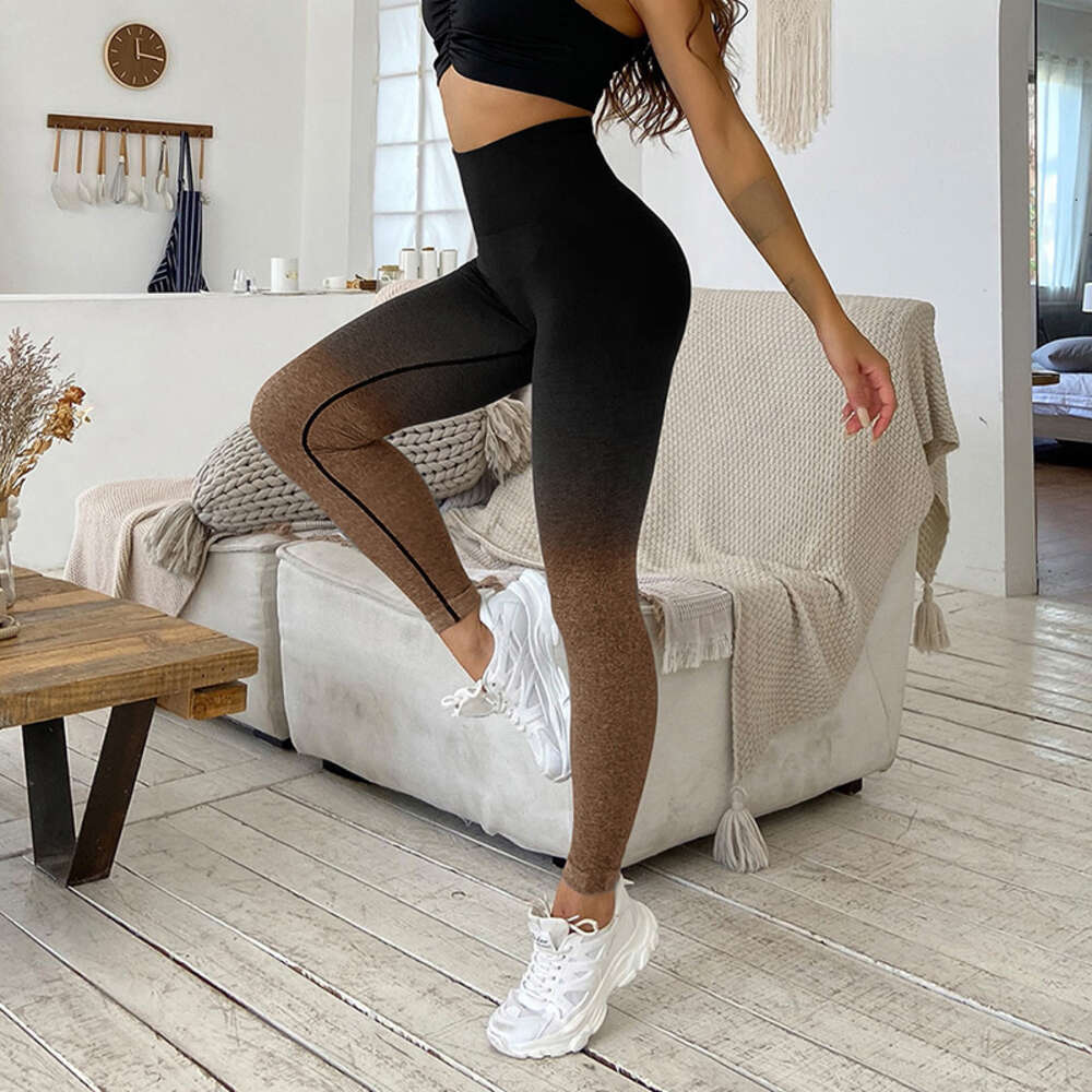 European Seamless Knitted Hang Dye Yoga Pants, Women's Gradient High Waisted Sports Leggings, Running and Fiess Pants