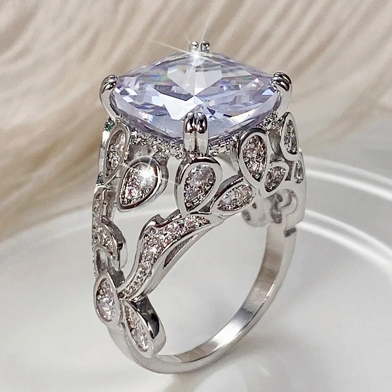 Huitan Creative Hollow Design Gorgeous Cubic Zirconia Rings for Women 2025 new Rose Gold Color/Sier Color Wedding Party Trendy Jewelry