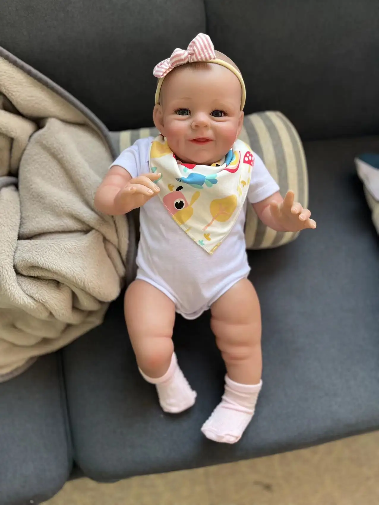 55CM Already Finished Painted Bebe Reborn Dolls Shaya Smile Face Handmade Lifelike 3D Painting Skin Visible Veins Real Photos
