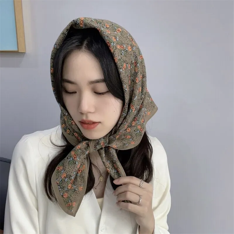 New Design Woman Printed Velvet Scarf Silky Head Scarf 65*65cm Neck Tie Small Square Scarves for Women