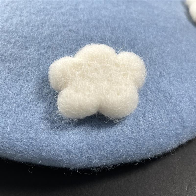 RH New Handmade new Cute White Clouds Wool Felt French Berets Spring Winter Artist Warm Painter Hats 2025 For Gift