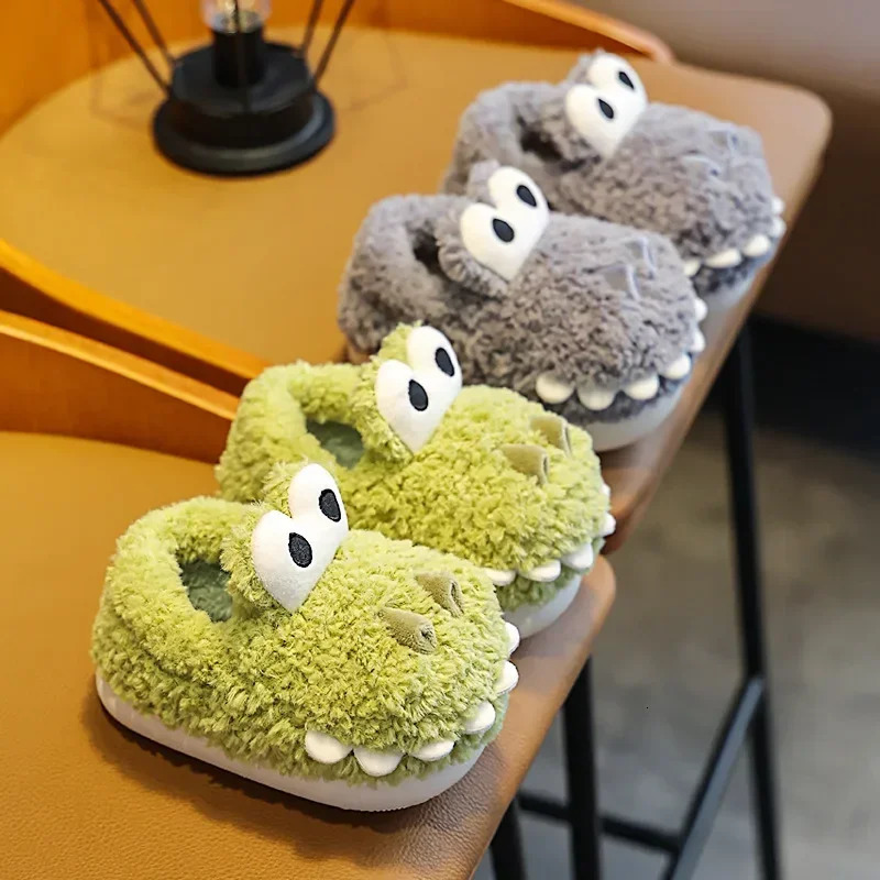 Non Slip Kids Boys Girls Home Fashion Casual Shoes Cute Cartoon Little Dinosaur Cotton Slippers Girls Winter Thick Sole Shoes 240318