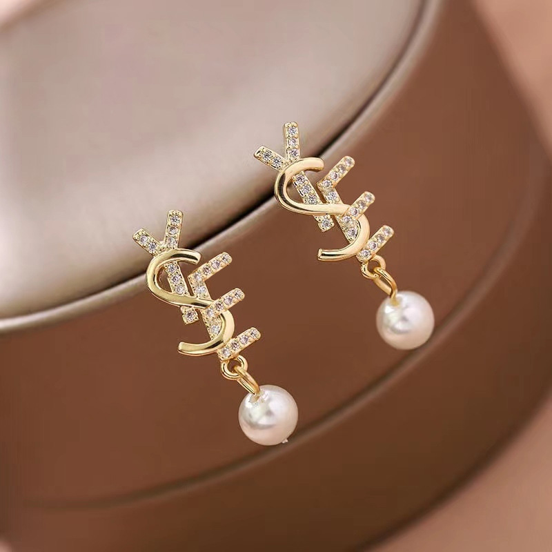 Fashion Designer Stud Letter Earrings Woman Brand Luxury 18K Gold Plated Charm Earring Pearl Crystal Jewelry Wedding Accessories Gifts