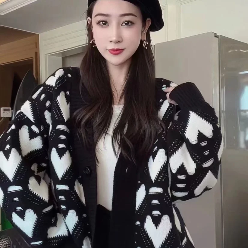 Knitted Cardigan Outerwear for Women's Spring 2023 New Design Sense Knit Sweater Single Breasted Lazy Style Sweater Outerwear