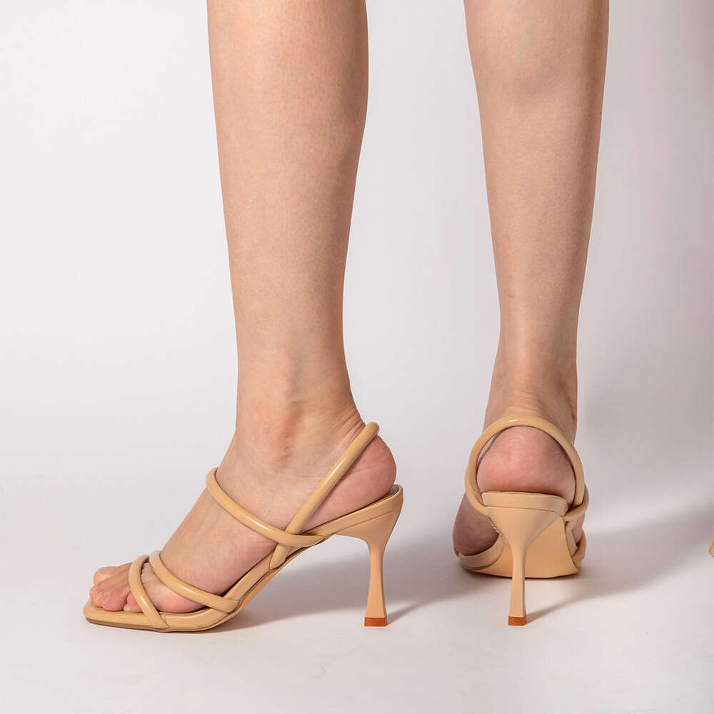 Summer New European and American Fashion High Heels, Thin Heels, Square Head, Thin Strap, One Word Strap, Fairy Sandals, Female ddmythur