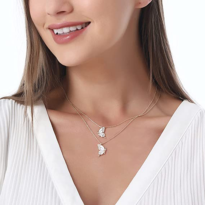 Best Friend Butterfly Necklace for Women Friendship Necklace Animal Card Clavicle Chain Pendant Mother Day Gift Designer Jewelry