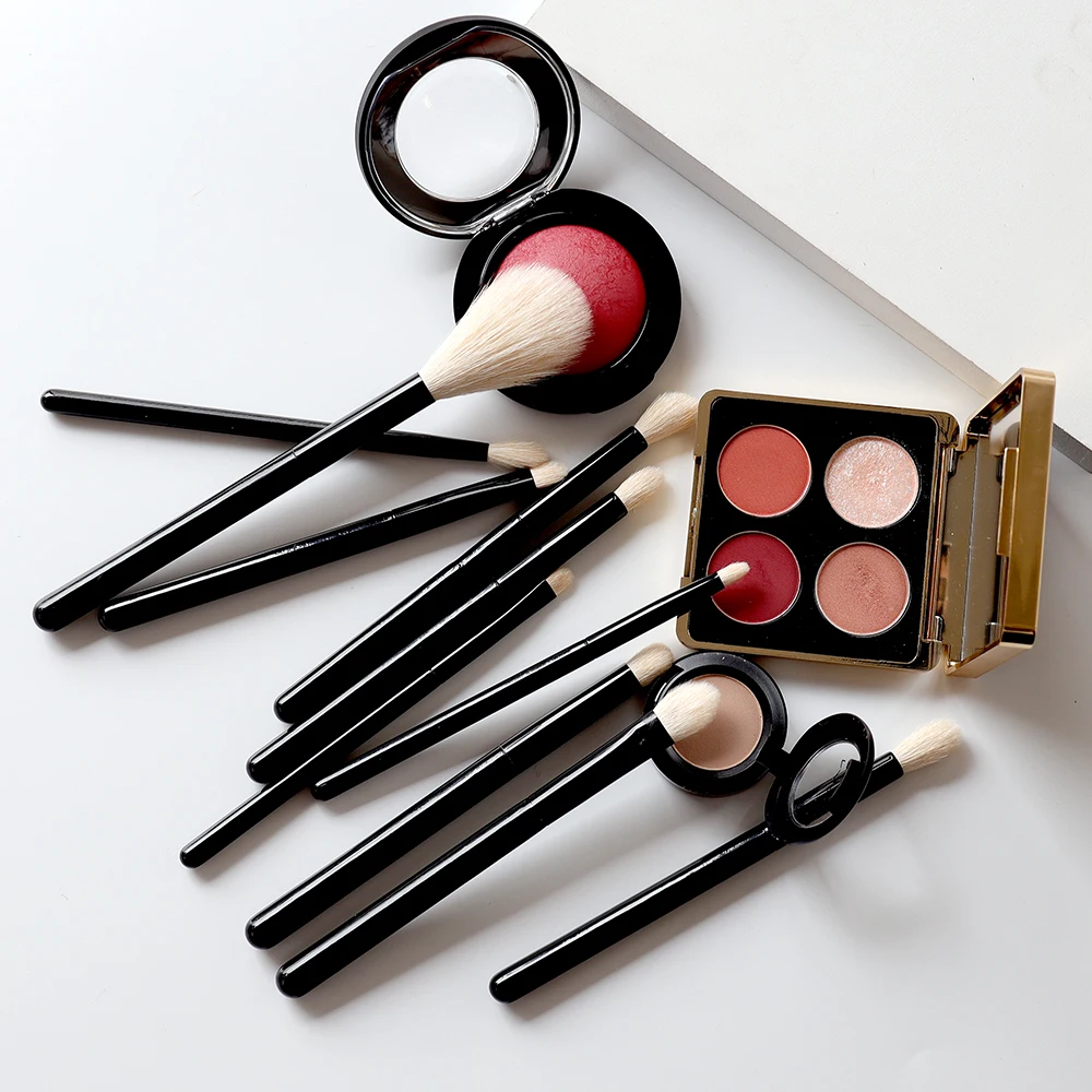 DLH Brush OVW Makeup Set Professional Premium Synthetic Goat Hairs Blending Makeup Brushes Kit Essential Makeup tools Travel Kit smile