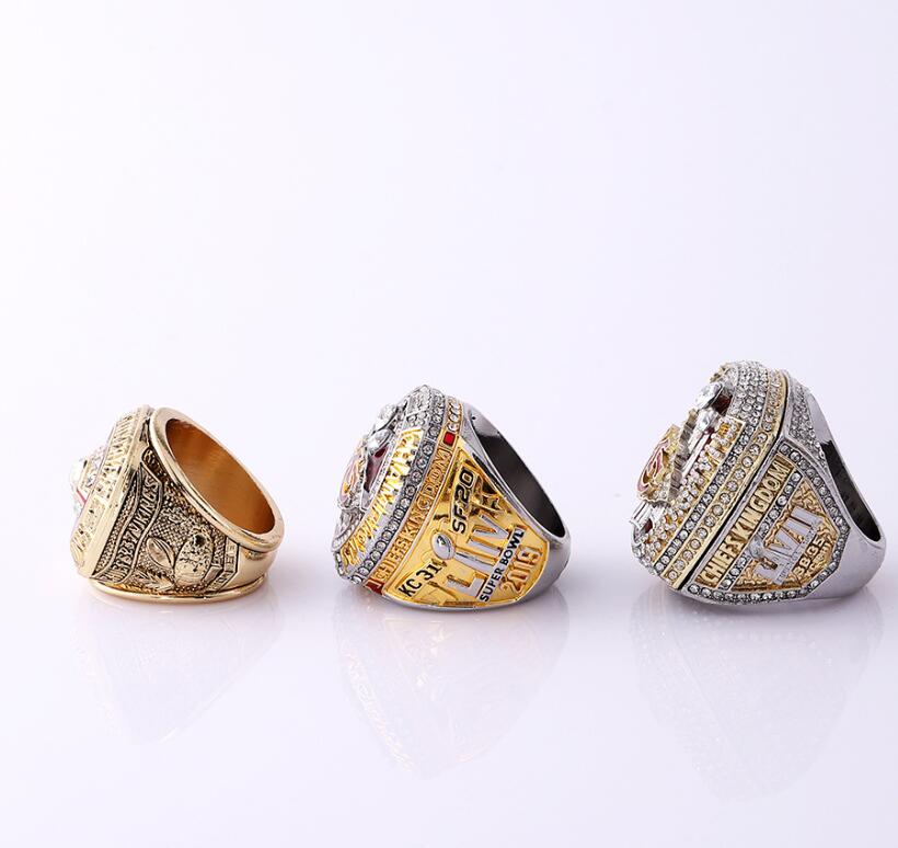 4pcs 2024 Super Bowl Football Team Champions Championship Ring With Wooden Display box Souvenir Men Fan Gift R250425 TRJ7