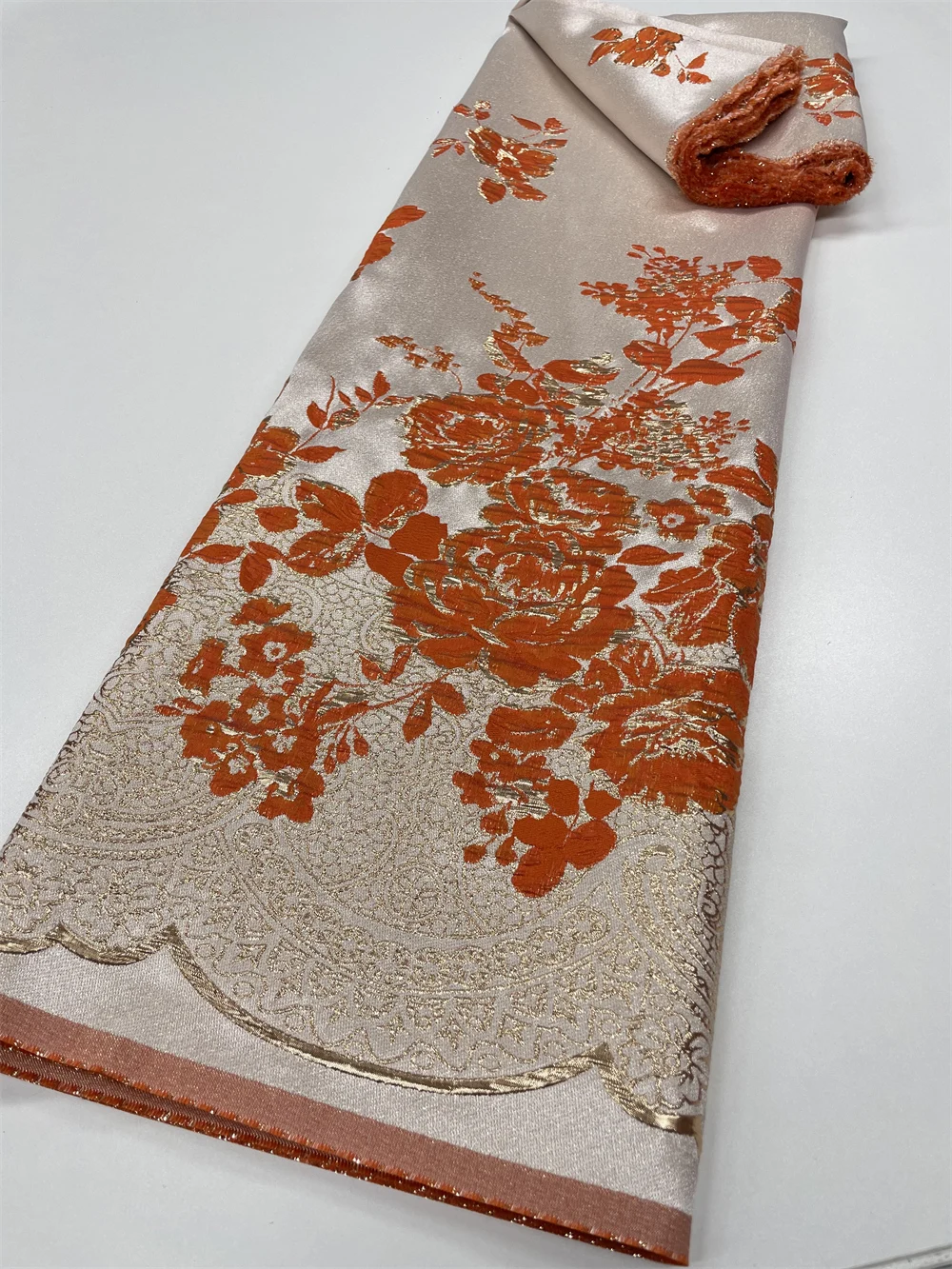 High Quality African Nigerian Gilding Tulle Lace Fabric Embroidery Organza French Lace new Jacquard Brocade 2025 Lace Fabric QF0718-1