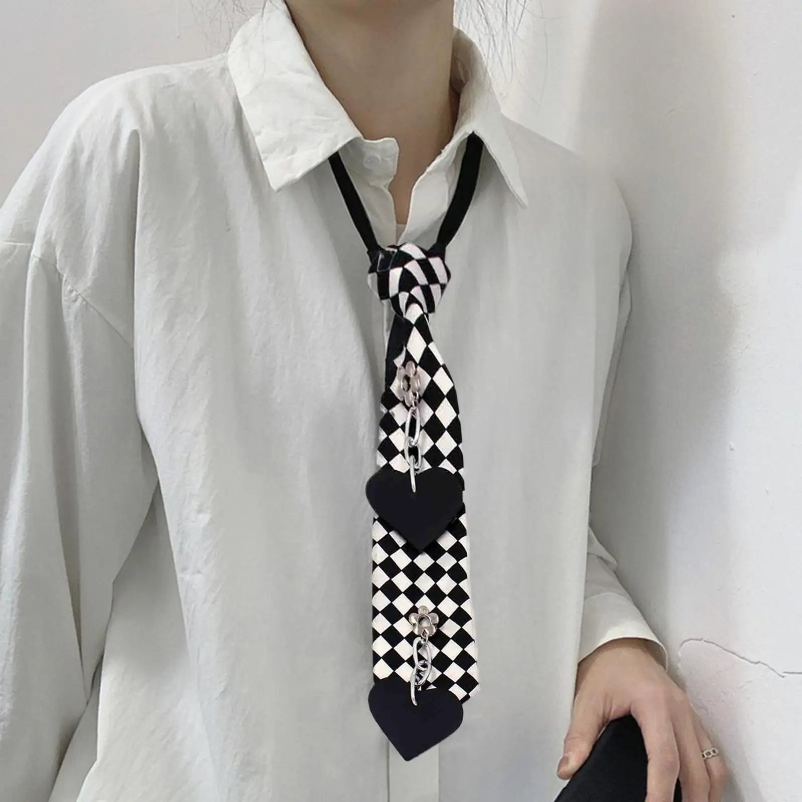 Goth Tie Women Black Metal Faux Leather Chain Crystal new Flower Tie Neck Tie Collar for 2025 Women Men Punk School Uniform Pre-Tied Tie