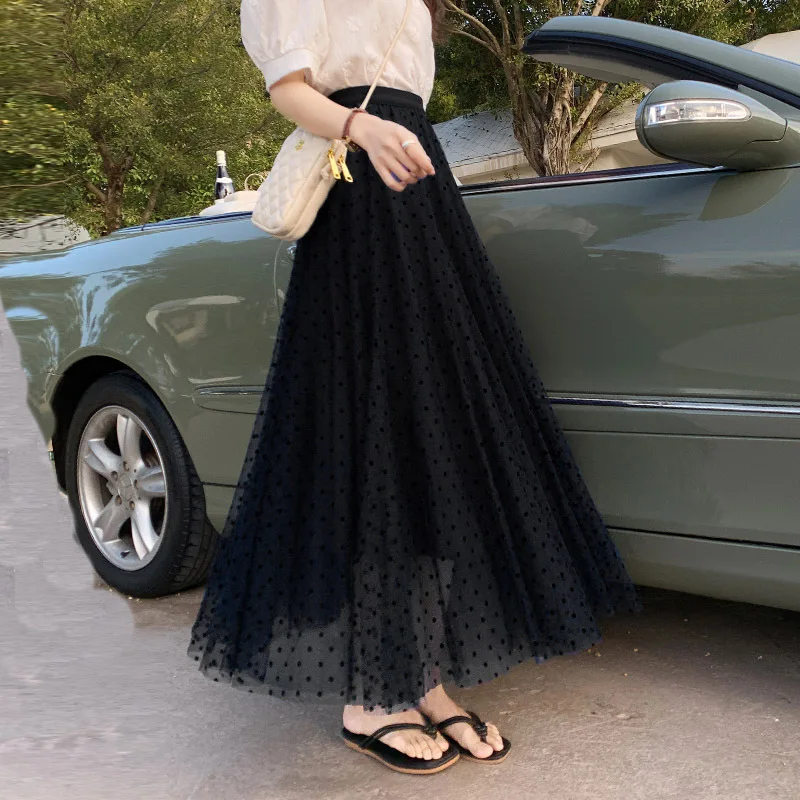 Qooth Women Polka Dot Mesh Skirt Elegant High Waist Long Tulle A-line Skirt For Autumn QT2078