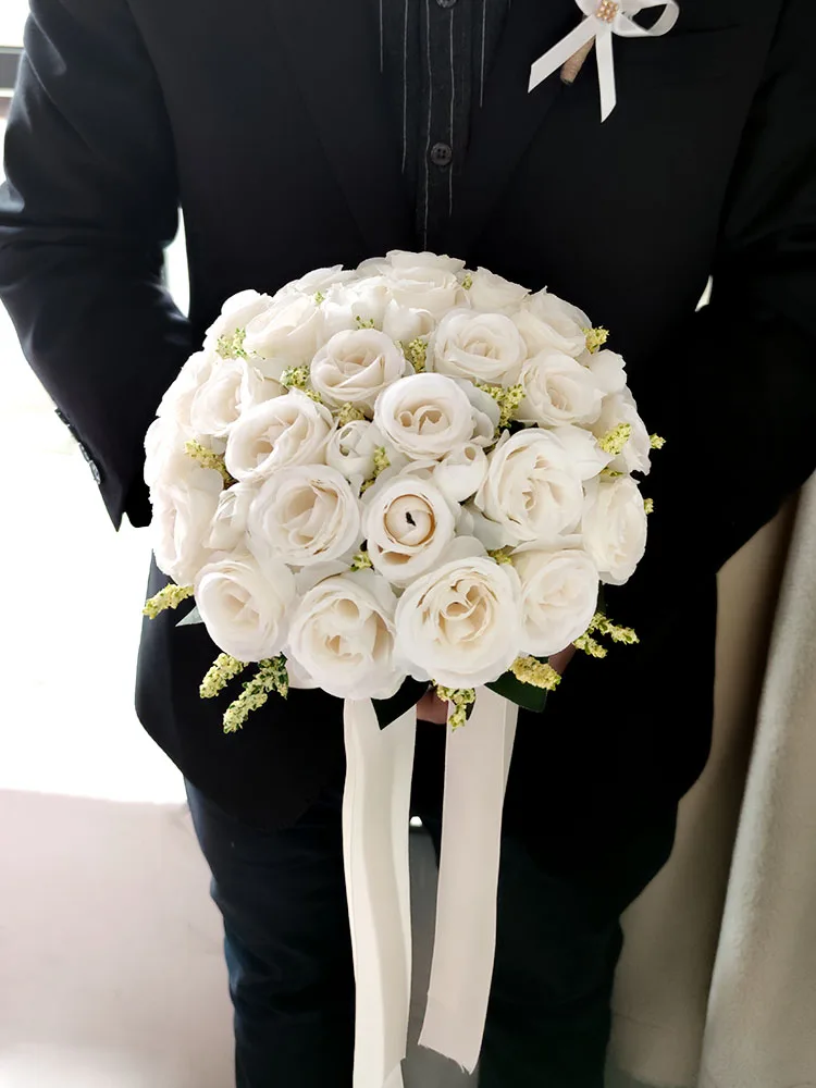 White Wedding Bouquet for Bride 2025 Bridesmaid Silk new Roses Artificial Flowers Boutonniere Mariage Bouquet Wedding Accessories Corsage