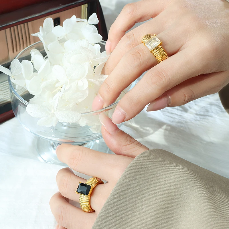 Inlaid with Glass Stone Ring Colorful Ring with Unique and Unique Design Ring Retro Unisex Personalized Handwear