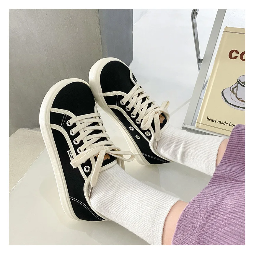 Canvas Designer Women Low Top Wide Toe Lace Up Trainers Shoes 2023 Red Blue Sneakers New Girls Tenis Plimsolls