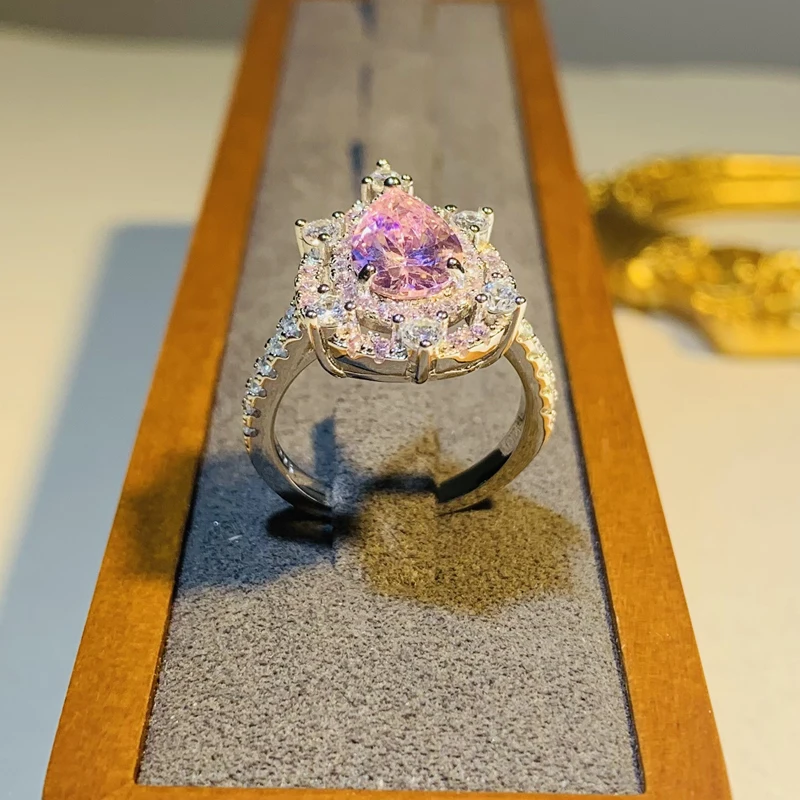 CAOSHI Gorgeous Pink 2025 Crystal Finger Ring Female Delicate Bridal Wedding new Accessories with Delicate Design Graceful Jewelry Gift