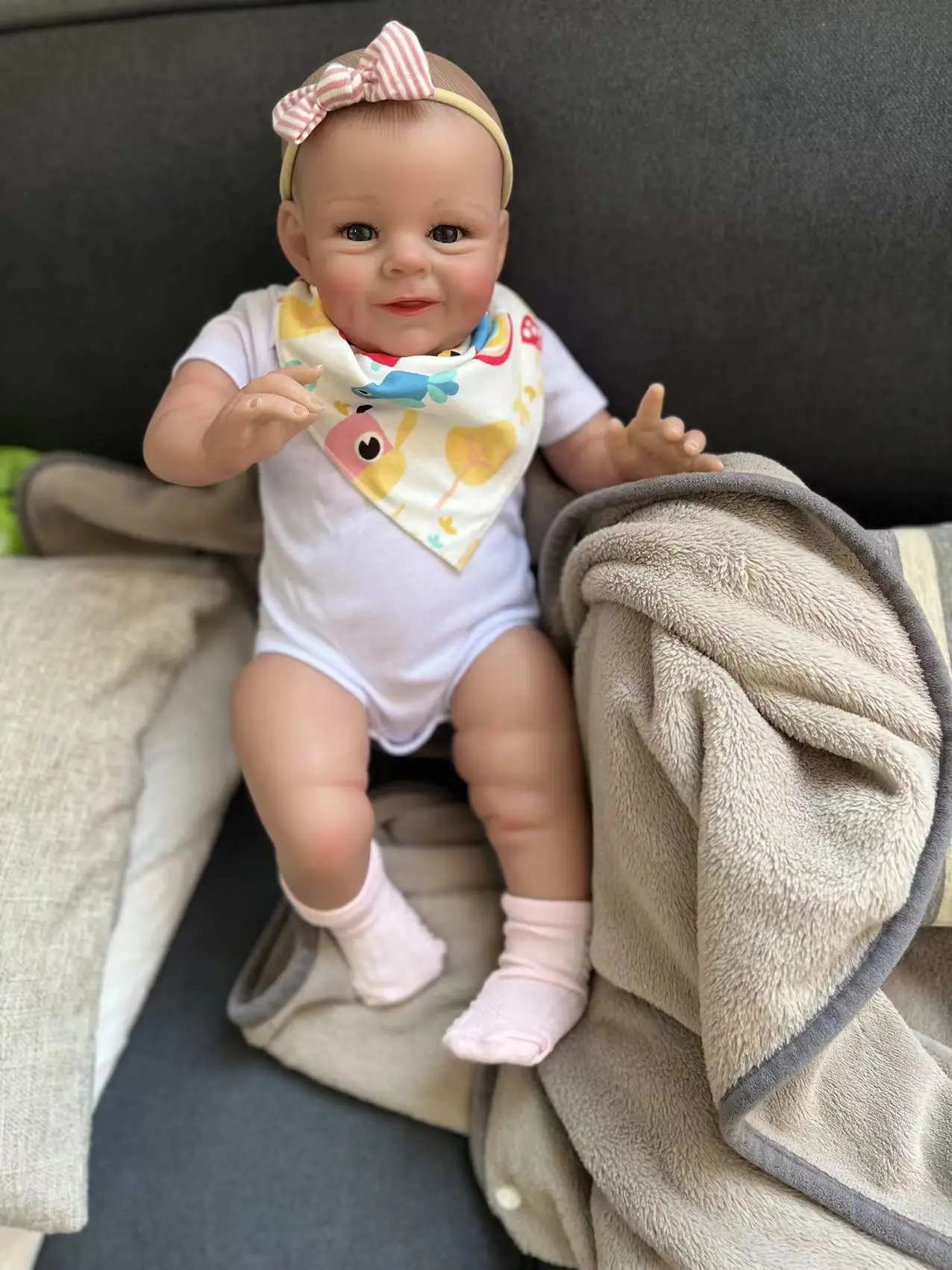 55CM Already Finished Painted Bebe Reborn Dolls Shaya Smile Face Handmade Lifelike 3D Painting Skin Visible Veins Real Photos