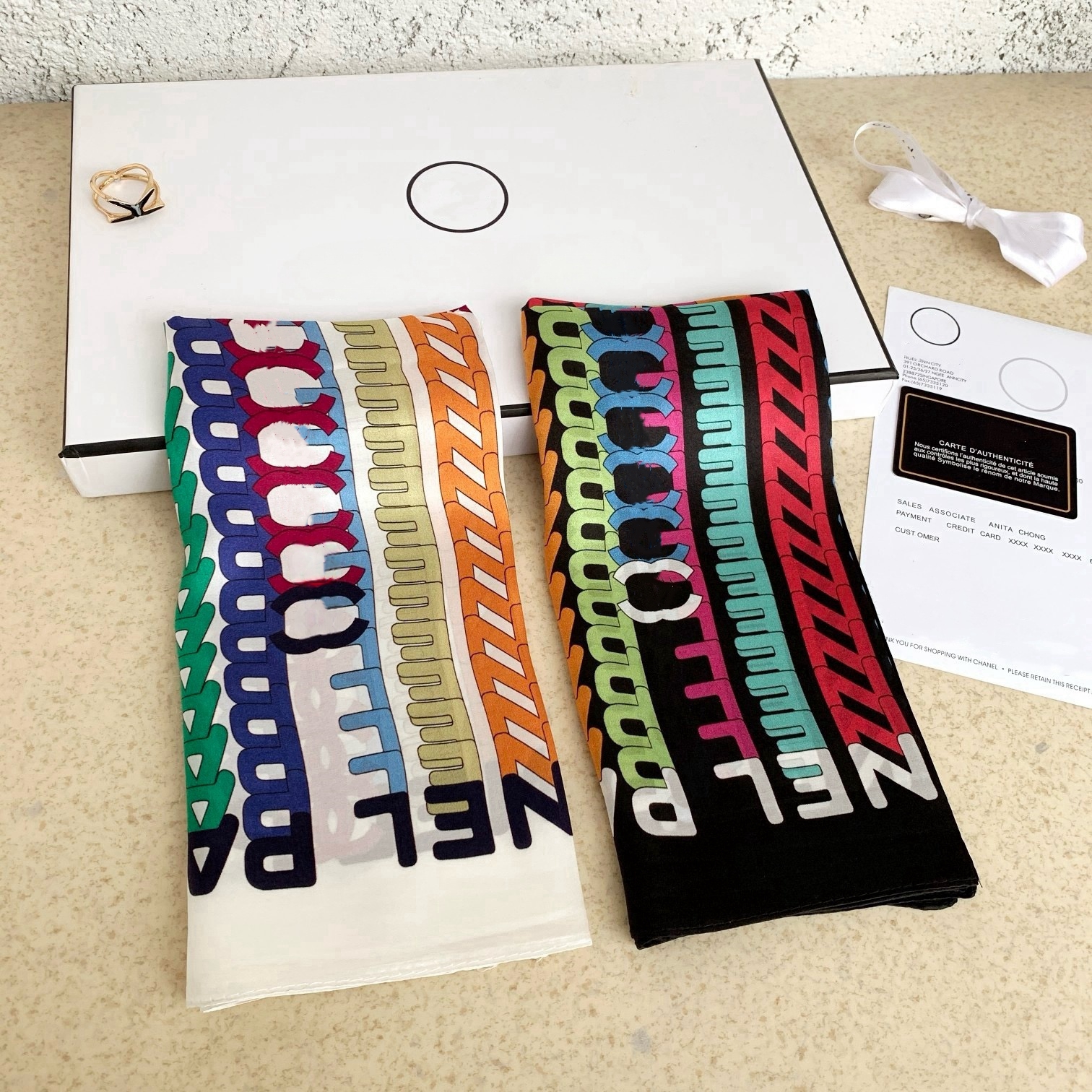 2024 New Designer Scarf Beveled Flower Letter Silk Scarf Decoration Tie Hair Ribbon Tie Bag Slim Head Scarf