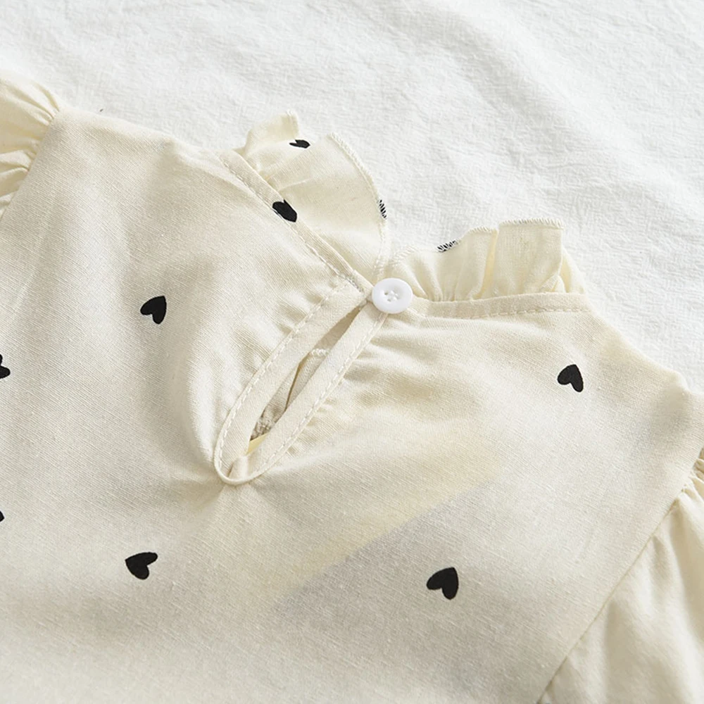 new Bear Leader Floral Girls Shirts Spring and Autumn New Childrens 2025 Korean Casual Bottoming Shirt Blouse Long sleeve Children Shirts