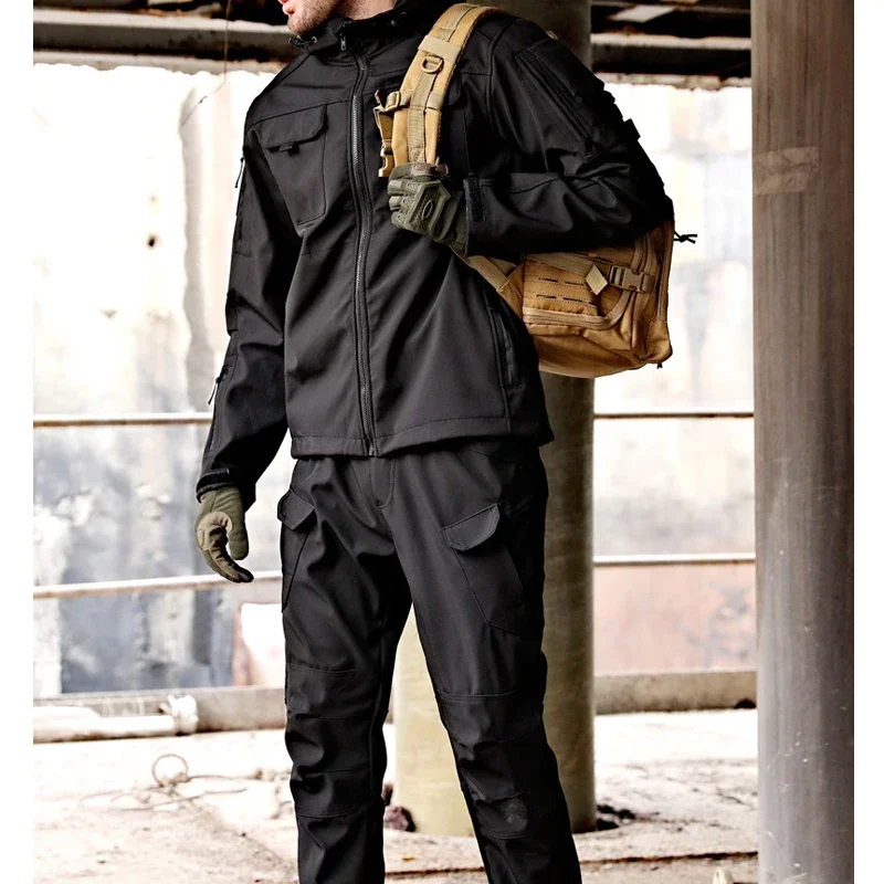 Soft Shell Suit Men Waterproof Tactical 2 Pcs Set Shark Skin Windproof Hooded Jacket Multi-pockets Cargo Pants Uniforms