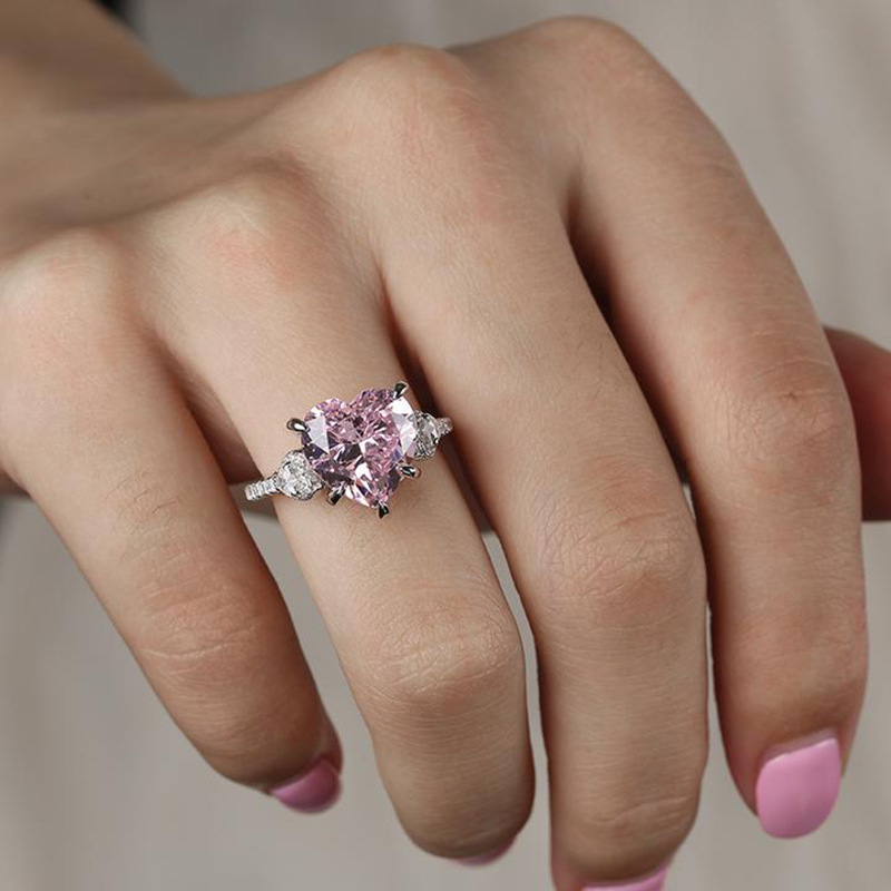 Luxury Designer Heart Pink Crystal Rings for Women Wedding Engagement Rings for Women Valentines Day Gift Jewelry Anillos Mujer