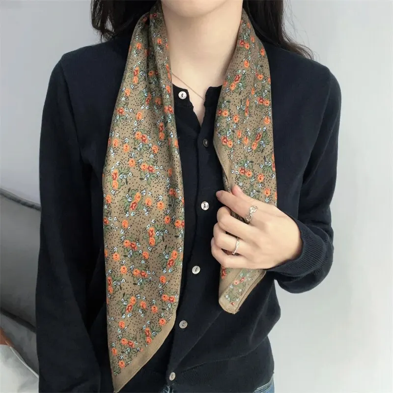 New Design Woman Printed Velvet Scarf Silky Head Scarf 65*65cm Neck Tie Small Square Scarves for Women