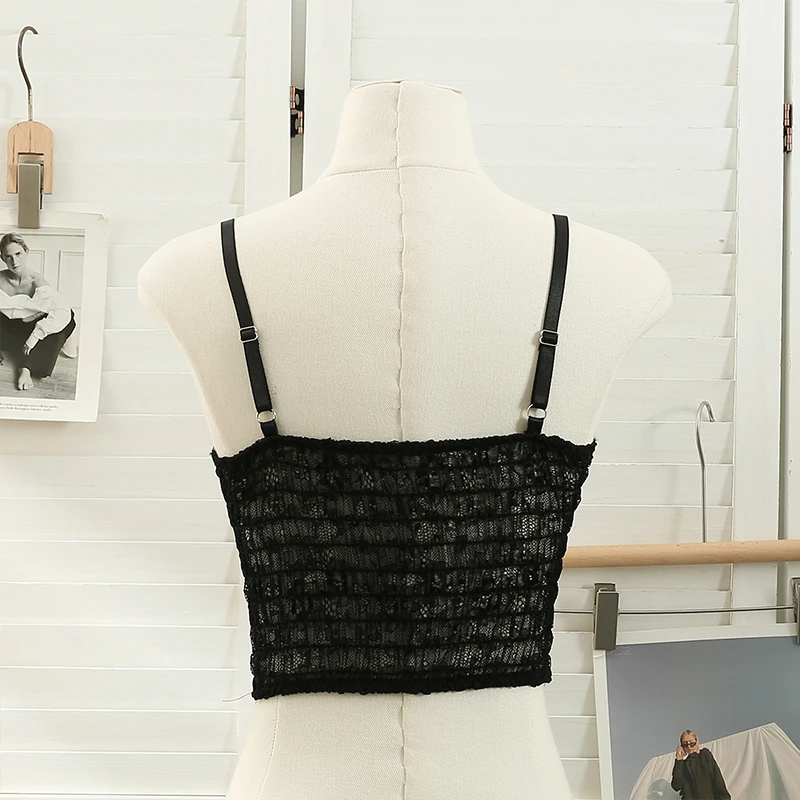 2025 Lace Camis Crop Top Women V Neck Wirefree Intimates Camisole new Girs Irregular Back Black White Tanks