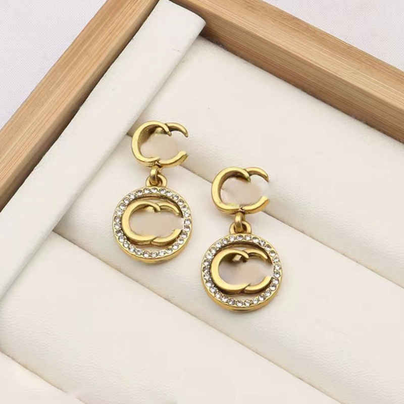 Luxury Earrings Designer Brand Stud 18K Gold Plated Retro Vintage Copper Letters Crystal Pearl Wedding Jewelry for Women Party Gift