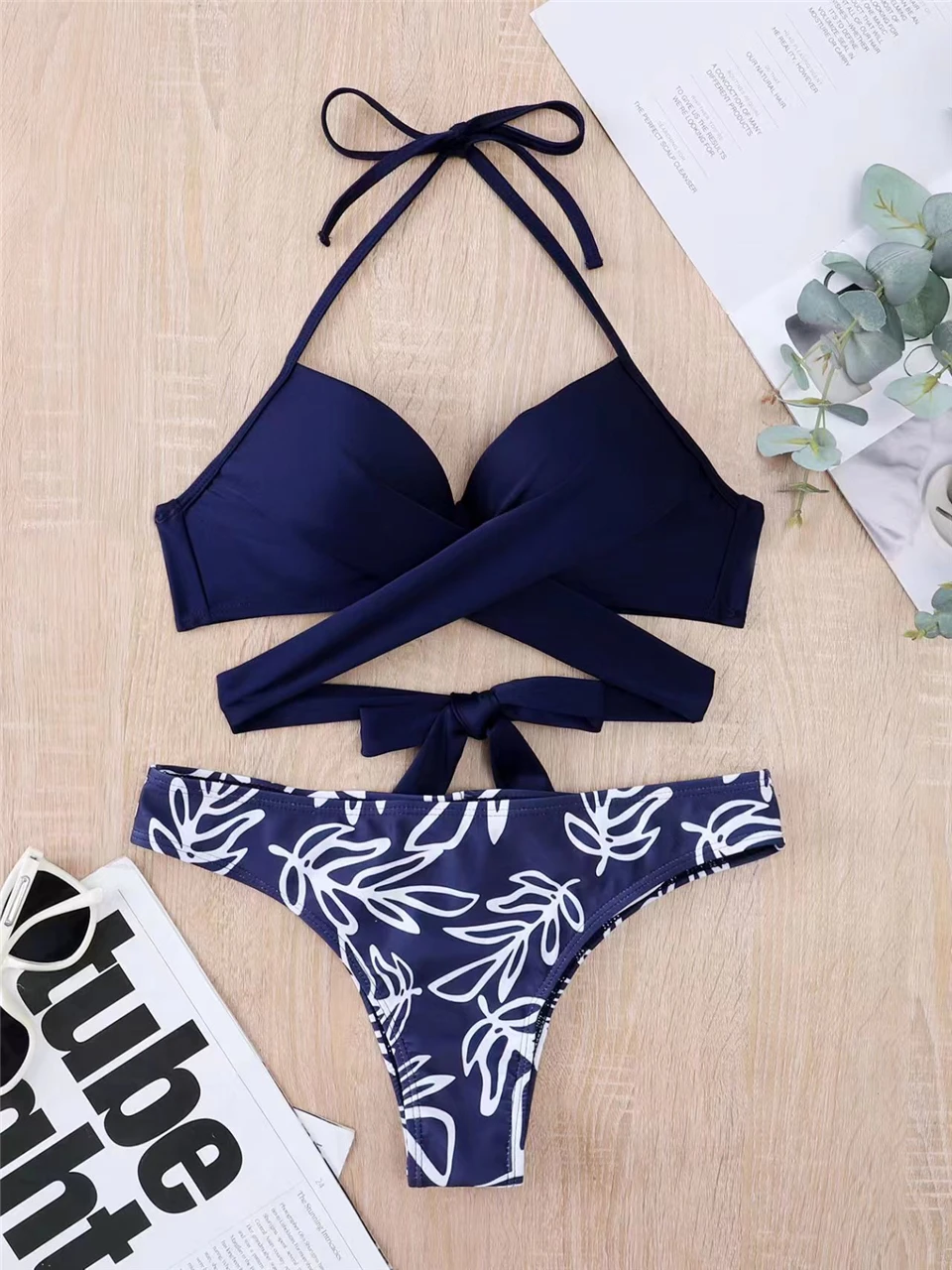 Halter Knot Front Bikini Set 2025 2023 Women Triangle Leaf Printed Swimsuit Sexy Swimwear Padded Bathing new Suit Female Strap Beachwear