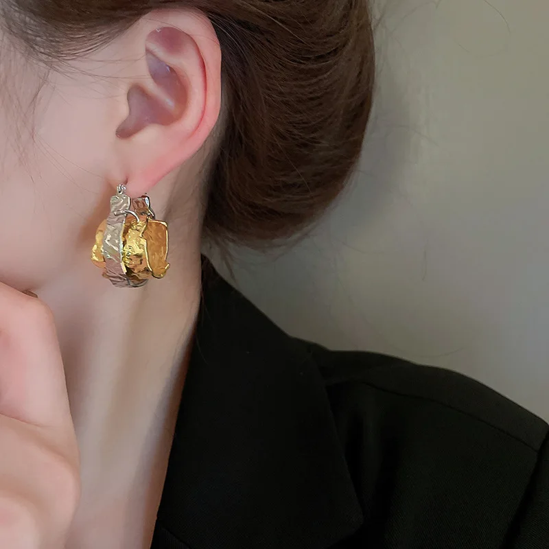 Korean Double-layer Metal Irregular Circle Hoop Earrings Light 2025 Personality new Temperament Earring for Women Party Jewelry