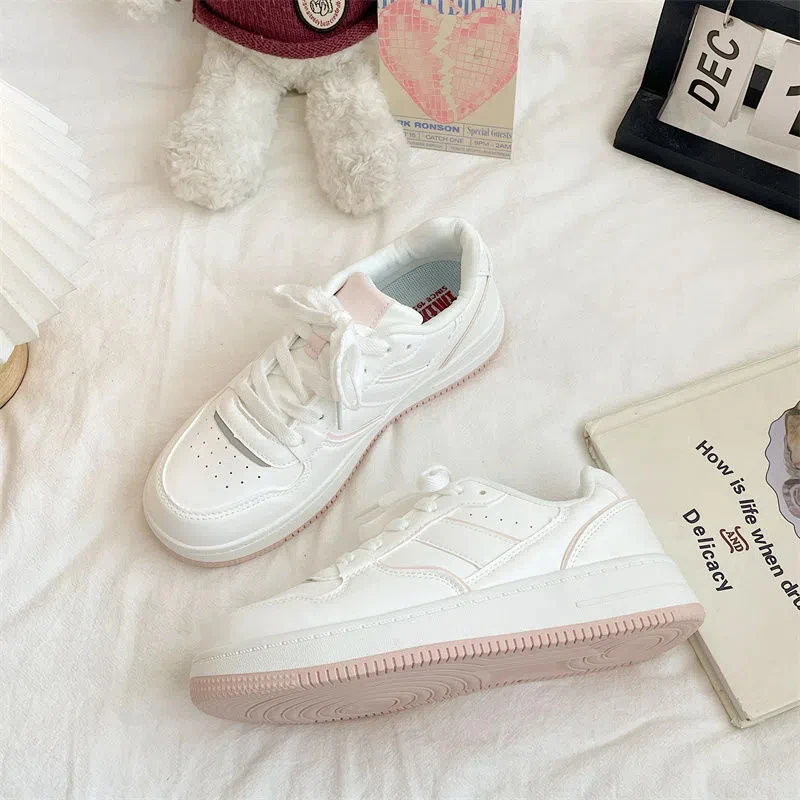 New Sneakers Women Solid Color Lace-up Flat Bottom Small new White Shoes Thick Soles Round Toe Shoes 2025 Woman Student Board Shoes