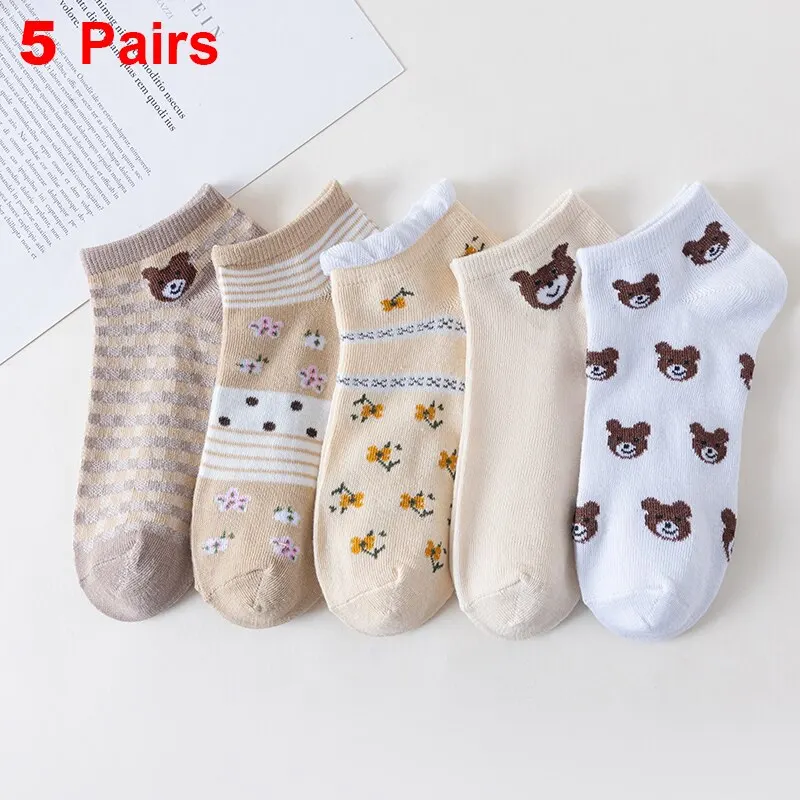 5 2025 Pairs Cute Little Bear new Female Short Socks Shallow Mouth Ins Damp Spring And Summer Thin Style Retro Tube Boat Socks