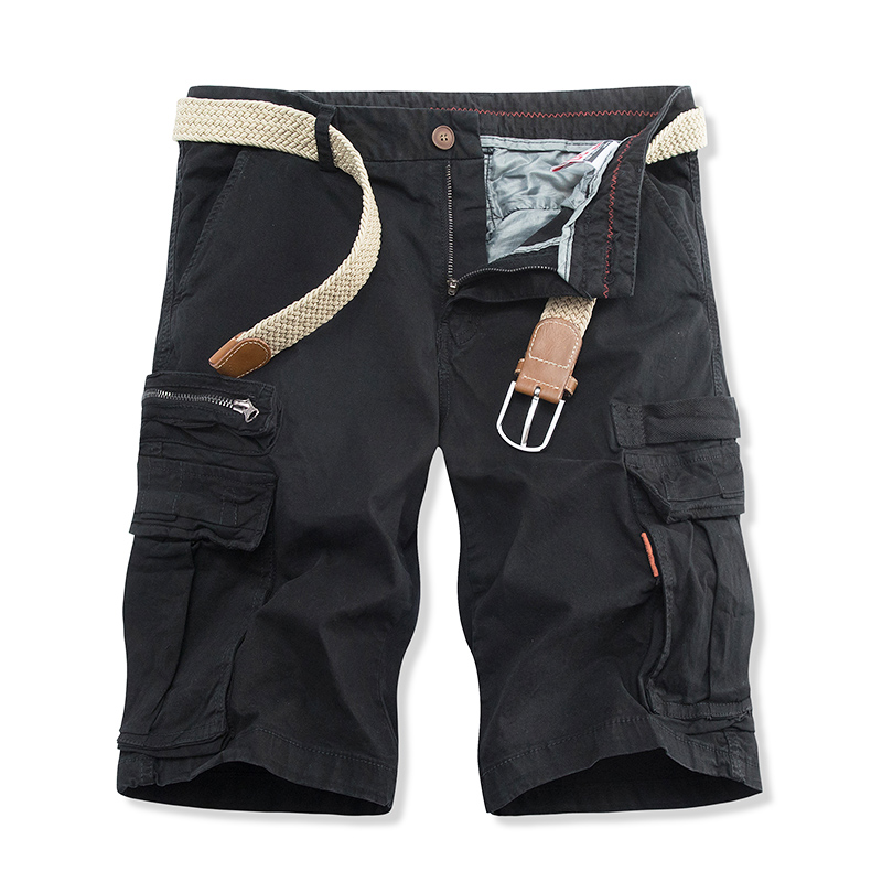 Summer New men's casual shorts multi-bag overalls Beach pants comfortable and breathable fashion.