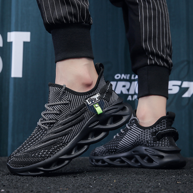 Ultralight Blade Running Shoes For Men Anti-Slip Outdoor Jogging Trendy Sneakers Summer Breathable Air Mesh Male Footwear