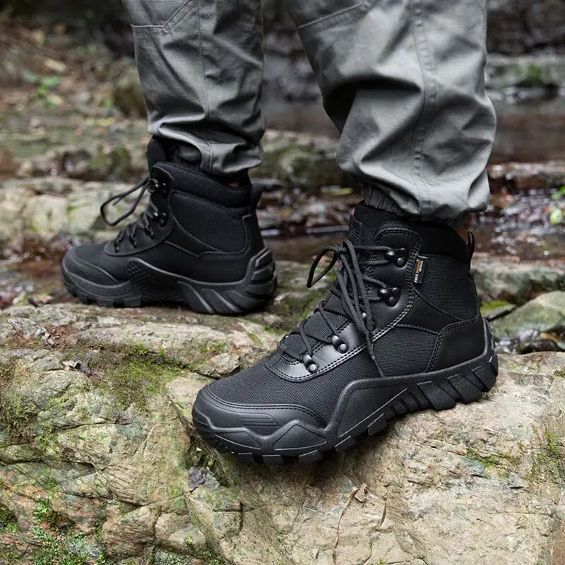 FREE SOLDIER Waterproof Hiking Work Boots Men's Tactical Boots Lightweight Military Boots Breathable Desert Boots