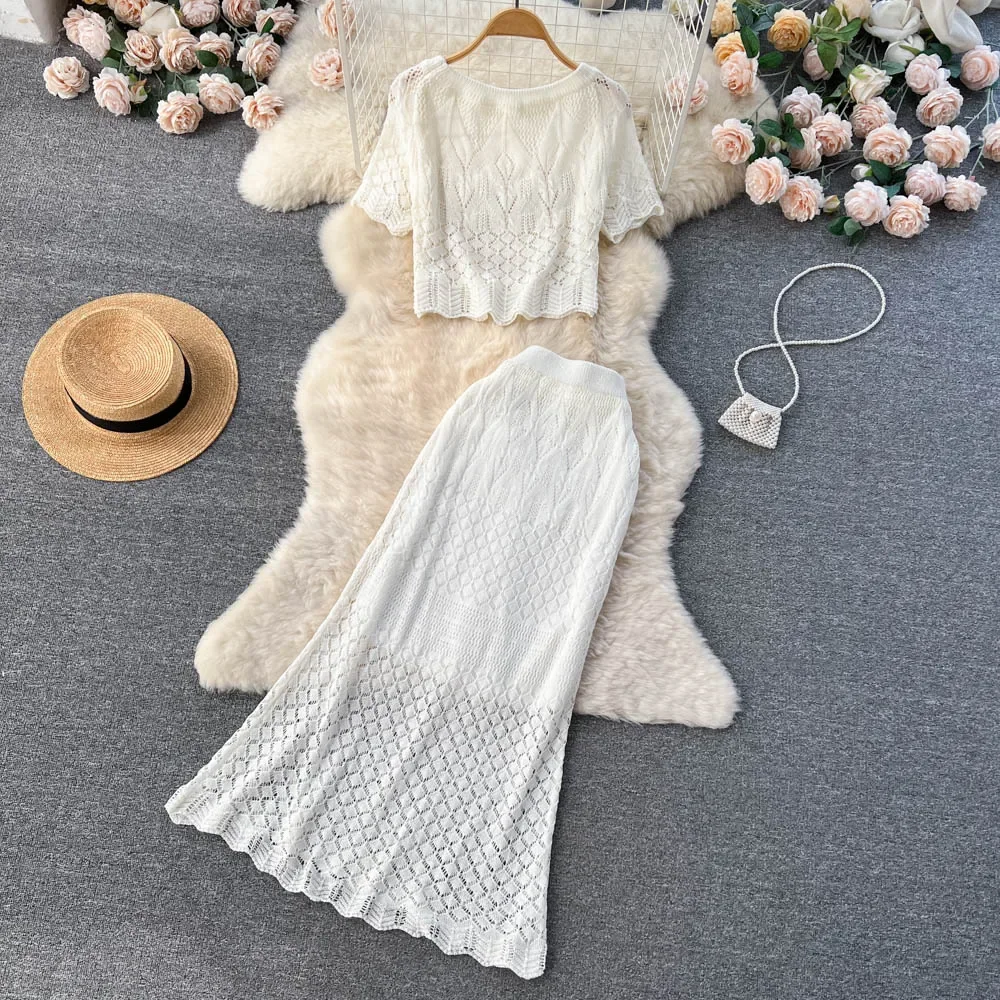 Korean new Style Hollow Hook Flower Lace Short-sleeved Suit Skirt Women's Short Top + 2025 Fishtail Skirt 2-piece Set Trendy