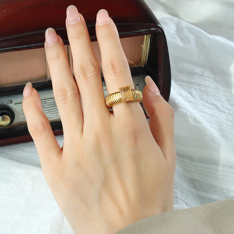Inlaid with Glass Stone Ring Colorful Ring with Unique and Unique Design Ring Retro Unisex Personalized Handwear