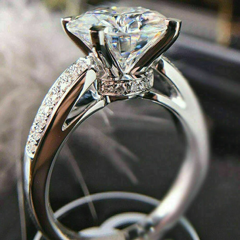 Huitan 2022 Classic Wedding Engagement Ring for Women Brilliant Cubic Zirconia Crystal Proposal Ring new Anniversary 2025 Gift Jewelry