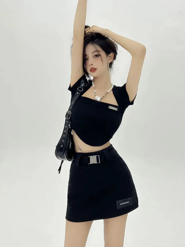Deeptown Korean Streetwear Tshirts Women Sexy Solid 2025 Slim Crop new Tops Female Basic Y2k Haruku Shirts Square Collar Tees Summer