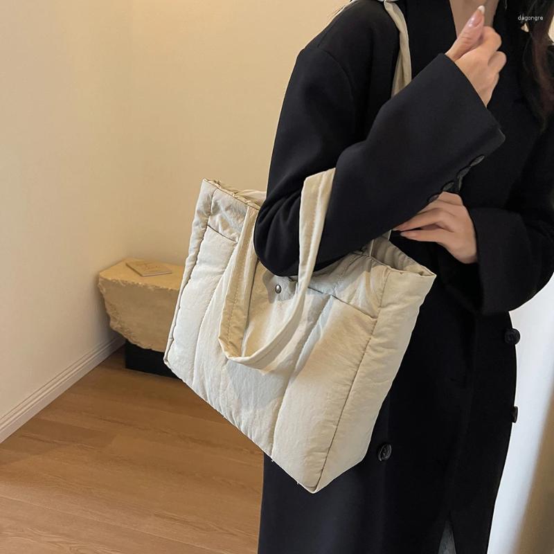 Shoulder Bags Women Puffer Bag Solid Color Single Large Capacity Simple Cloud Fashion For Party Travel Work