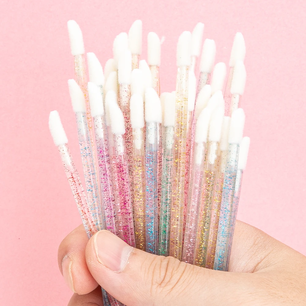 Lip Brushes Disposable Cosmetic Lip Brush Lipstick Lip Glossy Wands Cleaner Applicator Eyeshadow Makeup Brush Tool 50pcs/bag a5285 fe9f9