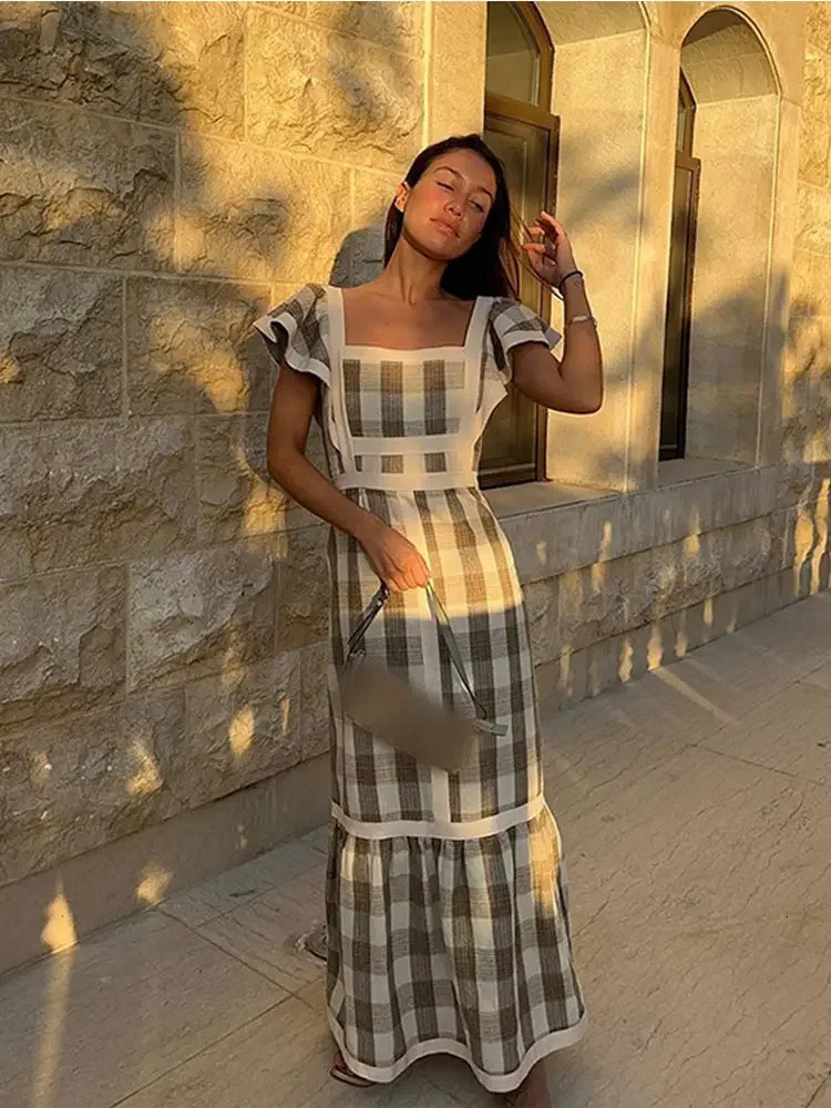Vintage Plaid Flying Sleeve Shoulder Midi Dress Elegant Spliced Square Collar High Waist Vestidos Spring High Street Female Robe 240319