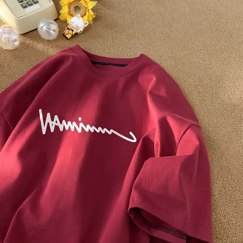 American Fashion Personalized Retro Print Graphic Tshirt for Men and Women Summer Street Couple Casual Short Sleeve Top y2k 240315