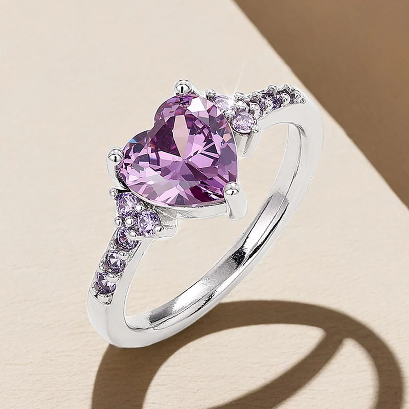 Huitan Unique Purple Cubic Zirconia Heart Ring Women Engagement Wedding Party Temperament Elegant Female Jewelry Newly Designed
