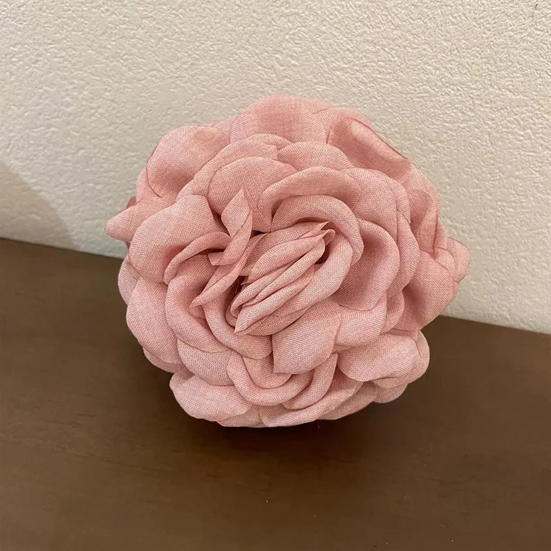 New Rose Hair Claws Hairpin Elegant Sweet Korean Lady Fabric Rose new Flower Hair for 2025 Women Headwear Bow Girls Ponytail Holder Hair