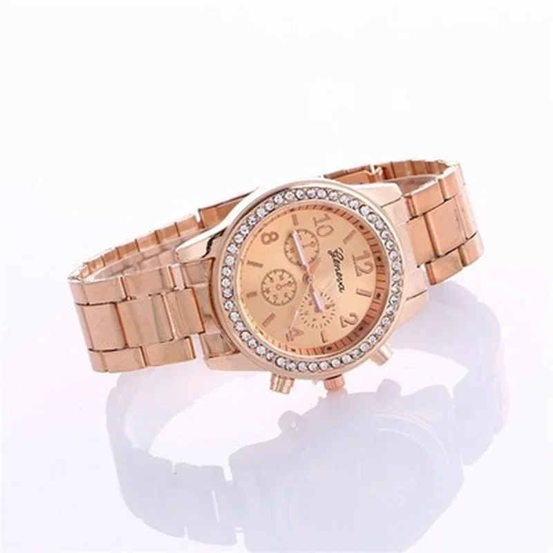 New Arrival Watches for Women Geneva Three-eye Diamond-set Alloy Watch for Men and Women Modelos De Pareja De Hombres Y Mujeres