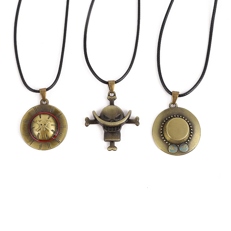 Anime One Piece Necklaces Vintage Antique Bronze Plated Edward Newgate Whitebeard Pendant Jewelry for Christmas Gifts